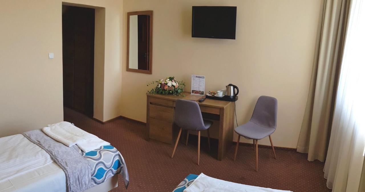 Bed and Breakfast Confero Nysa Exterior foto